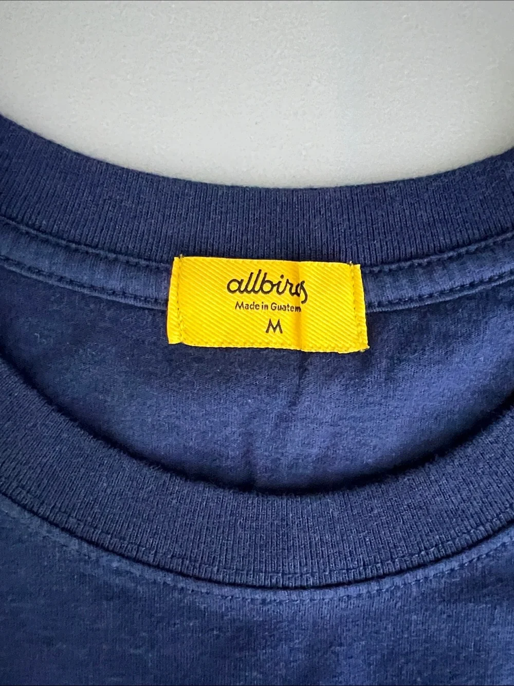 NWT Allbirds Men's Allgood Cotton Logo Tee Deep Navy Size M - Picture 5 of 14